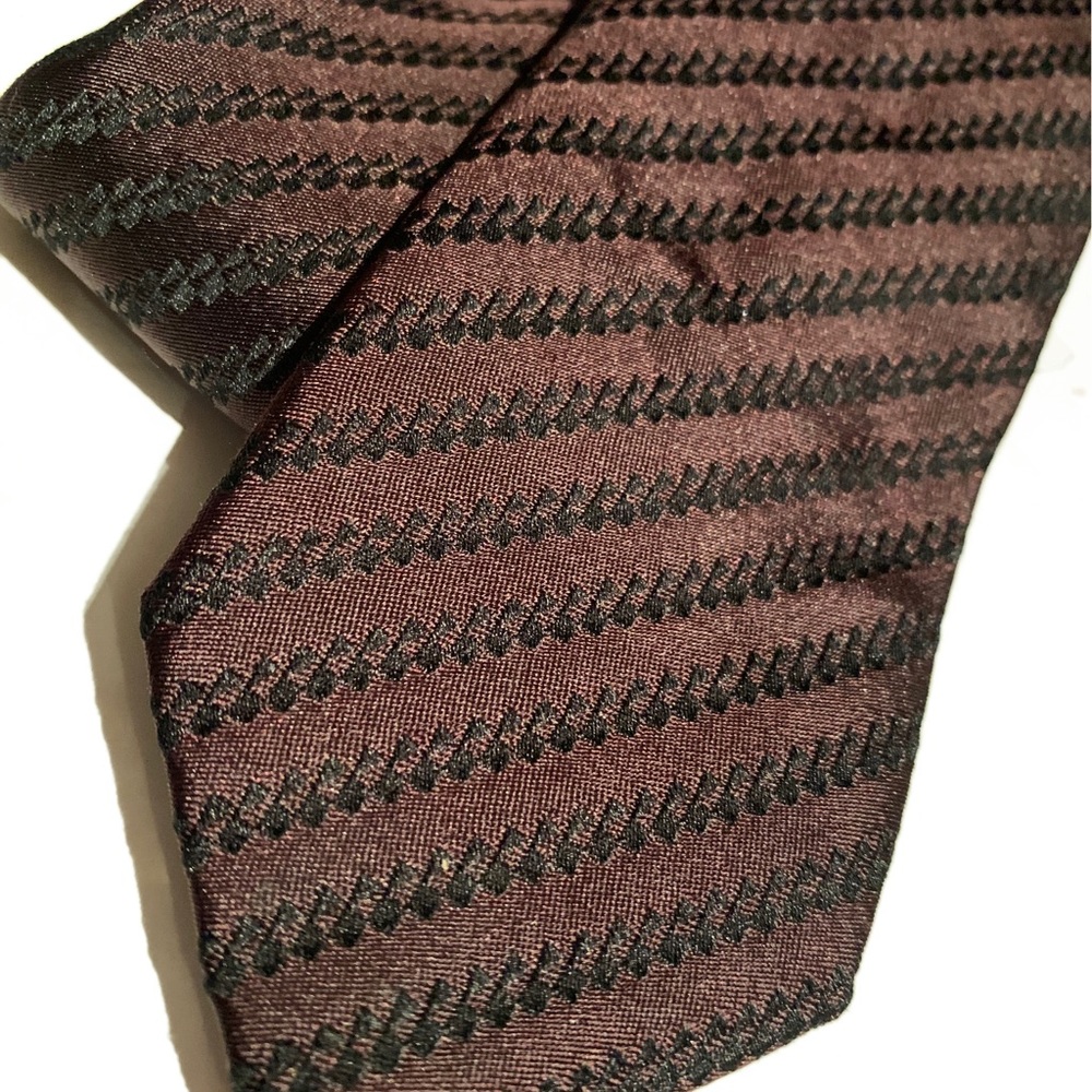 Hugo Boss Skinny Geometric Brown Tie